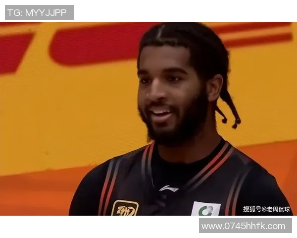 媒体人透露达拉斯摩尔已正式加盟吉林男篮开启新征程